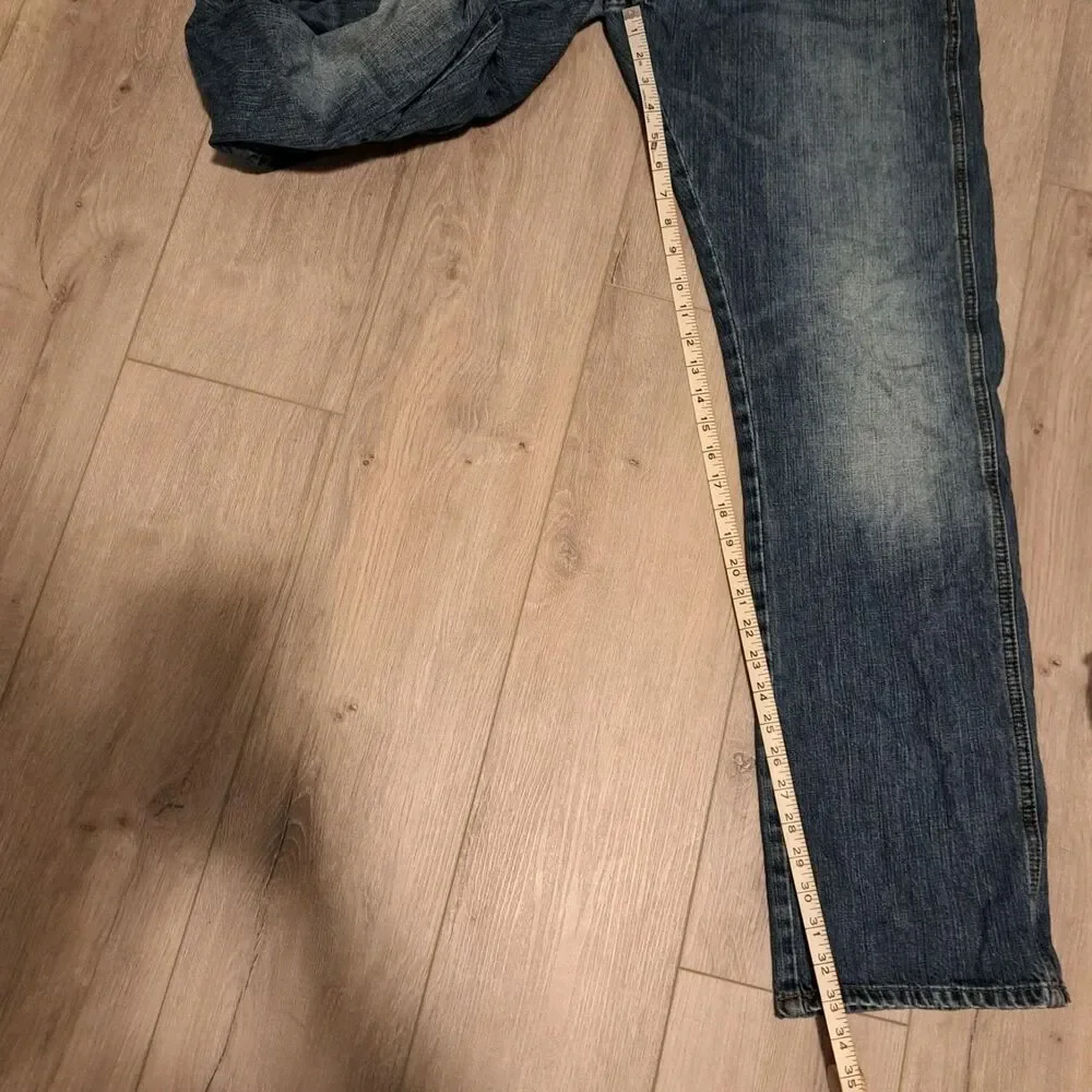 Wrangler Retro Slim Straight Jeans Mens 38x33* Medium Wash Stretch Denim Western